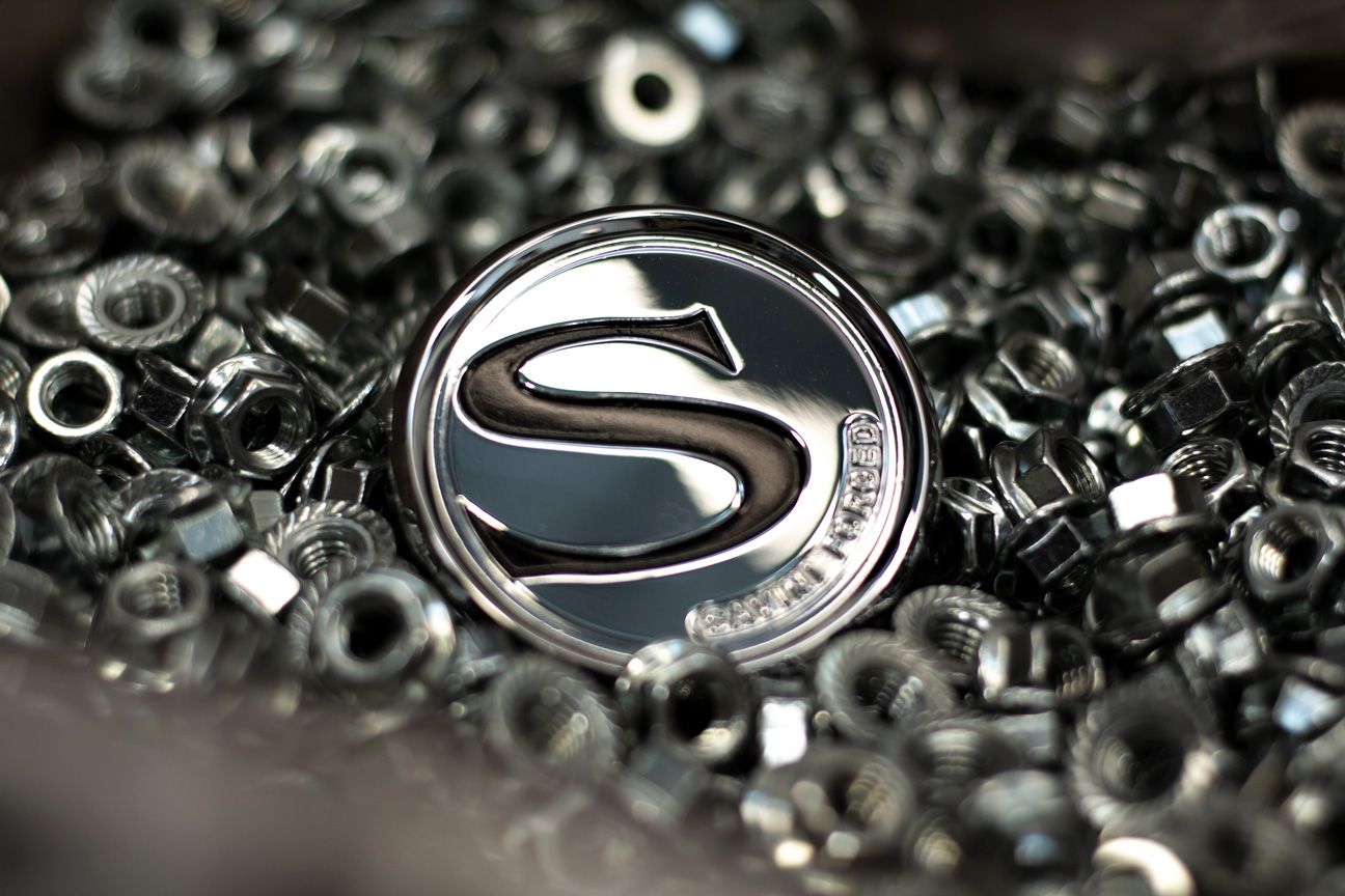 Chrome Savini S center cap